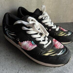 Charlotte Russe Tropical Print Sneakers 7